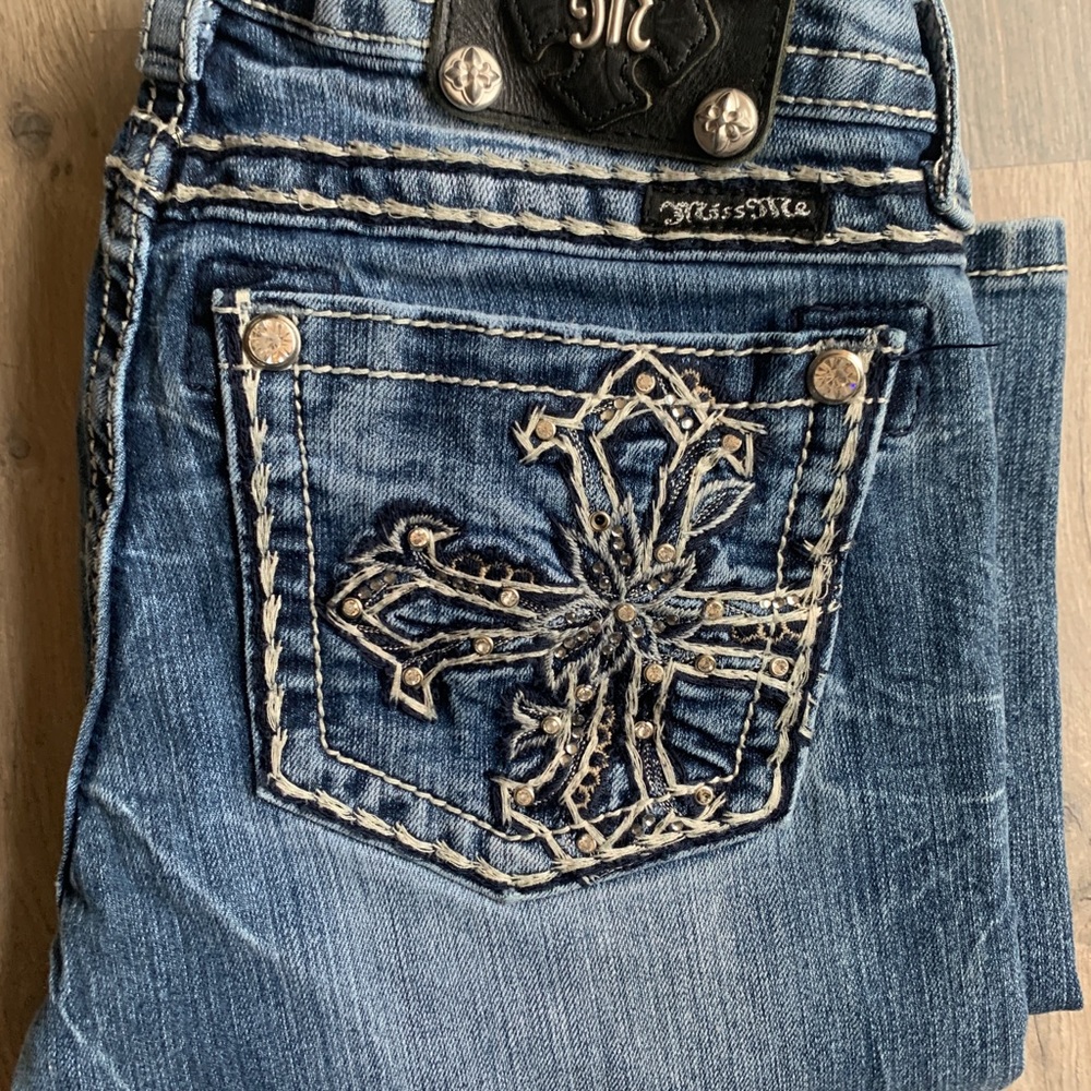 Miss me boot cut size 27 see pictures for  measurements